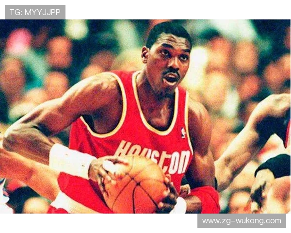 奥拉朱旺靠低位脚步提升内线得分效率领先同期中锋